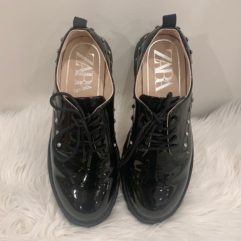 ZARA Patent Leather Chunky Heel Studded Oxford Shoes - Picture 11 of 15